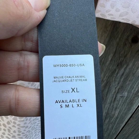 BCBGMAXAZRIA Mauve Chalk Animal Jacquard Short Set Pajamas Women’s XL NWT NEW - Picture 4 of 15